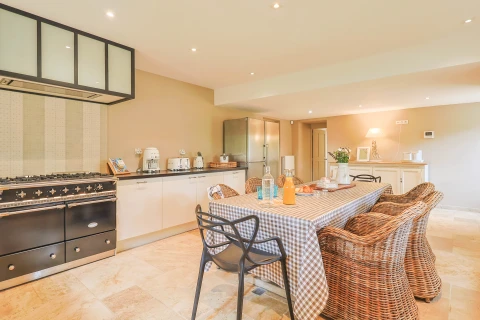 Le Petit Jardin du Luberon, Vakantiehuis, Provence, people: 4