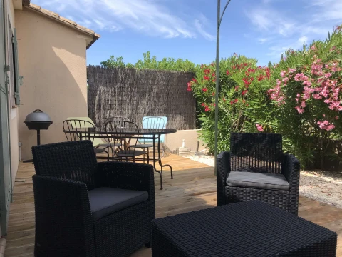 Le petit Mazet, Vakantiehuis, Provence, people: 4
