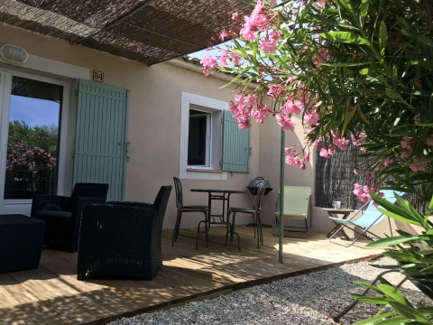 Le petit Mazet, Vakantiehuis, Provence, people: 4