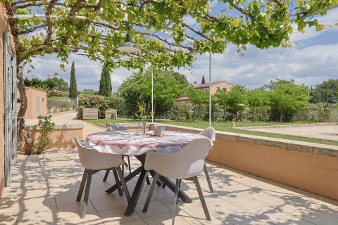 Le Petit Nid, Vakantiehuis, Provence, people: 4