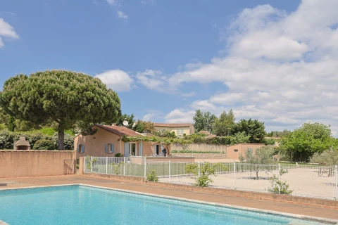 Le Petit Nid, Vakantiehuis, Provence, people: 4