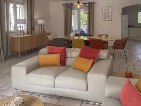 Le Peylon Bas , Vakantiehuis, Provence, people: 8