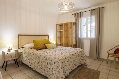 Le Peylon Bas , Vakantiehuis, Provence, people: 8