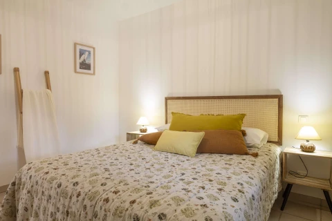 Le Peylon Bas , Vakantiehuis, Provence, people: 8