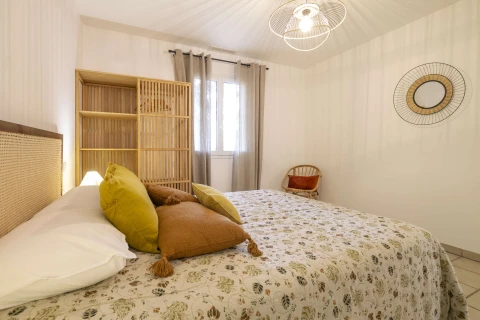 Le Peylon Bas , Vakantiehuis, Provence, people: 8