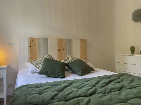 Le Peylon Bas , Vakantiehuis, Provence, people: 8