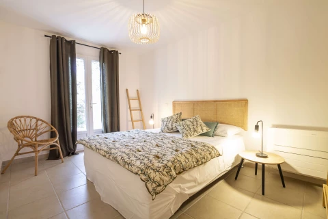 Le Peylon Bas , Vakantiehuis, Provence, people: 8