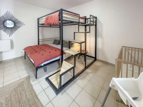 Le Peylon Bas , Vakantiehuis, Provence, people: 8