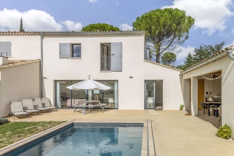 Les Soeurs du Mont Ventoux , Vakantiehuis, Provence, people: 10