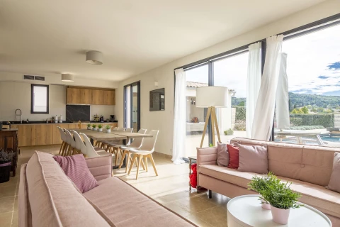 Les Soeurs du Mont Ventoux , Vakantiehuis, Provence, people: 10