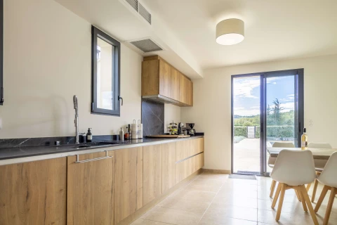 Les Soeurs du Mont Ventoux , Vakantiehuis, Provence, people: 10