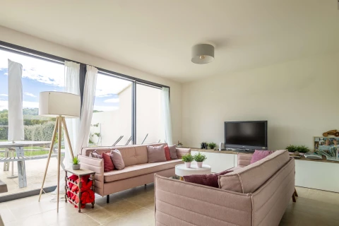 Les Soeurs du Mont Ventoux , Vakantiehuis, Provence, people: 10