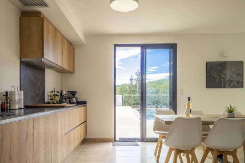 Les Soeurs du Mont Ventoux , Vakantiehuis, Provence, people: 10