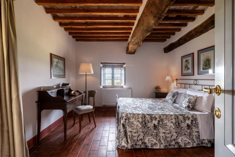 Holiday home in Tuscany for 10 people - Lilliano