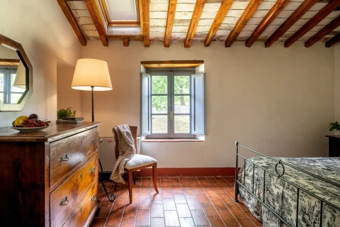 Holiday home in Tuscany for 10 people - Lilliano