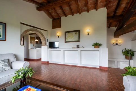 Holiday home in Tuscany for 10 people - Lilliano