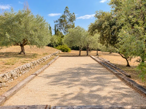 Holiday home in Provence for 10 people - Lou Pebre