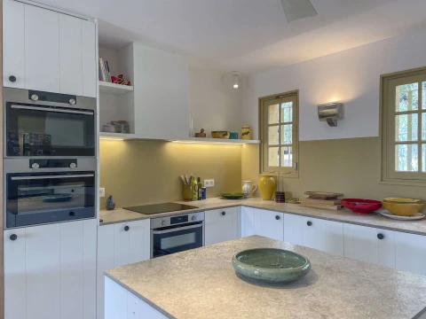 Lou Pebre, Vakantiehuis, Provence, people: 10