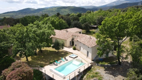 Vakantiehuis in Provence voor 8 personen - Lumea en Provence