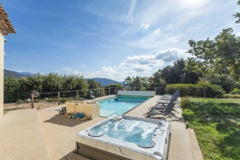 Vakantiehuis in Provence voor 8 personen - Lumea en Provence