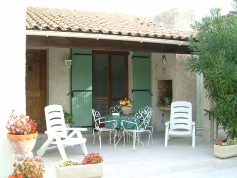 Maillane, vakantiehuisVilla, Provence, people: 6