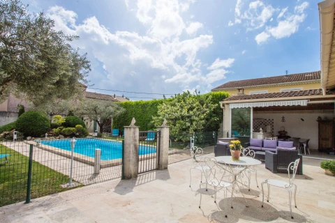 Maillane, Vakantiehuis, Provence, people: 6