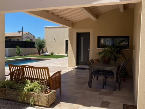 Maison Allies, Vakantiehuis, Provence, people: 4