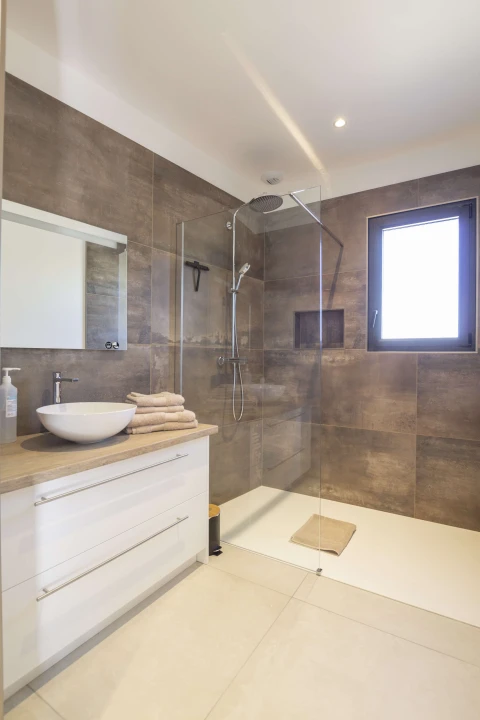 Maison Allies, Vakantiehuis, Provence, people: 4