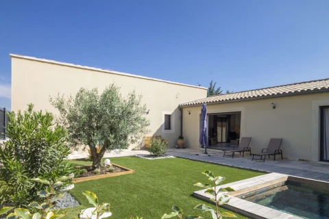 Maison Allies, Vakantiehuis, Provence, people: 4