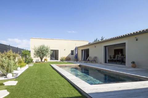 Maison Allies, Vakantiehuis, Provence, people: 4