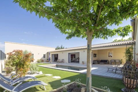 Maison Allies, Vakantiehuis, Provence, people: 4