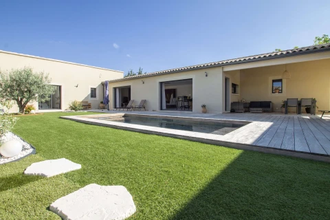 Maison Allies, Vakantiehuis, Provence, people: 4