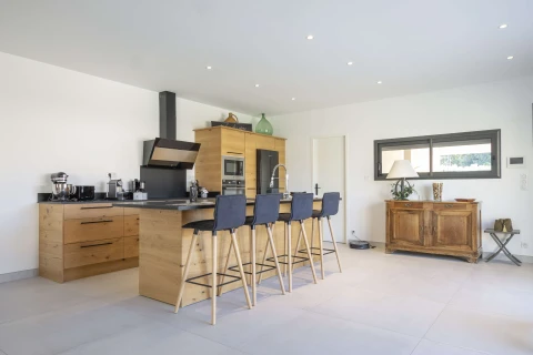 Maison Allies, Vakantiehuis, Provence, people: 4