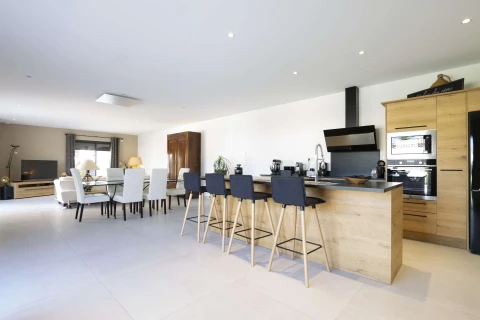 Maison Allies, Vakantiehuis, Provence, people: 4