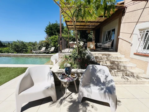 Maison Beally, Vakantiehuis, Provence, people: 8