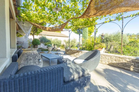 Holiday home in Provence for 10 people - Maison de l'Oustau