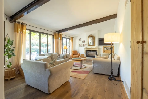Holiday home in Provence for 10 people - Maison de l'Oustau