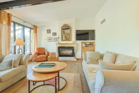 Holiday home in Provence for 10 people - Maison de l'Oustau