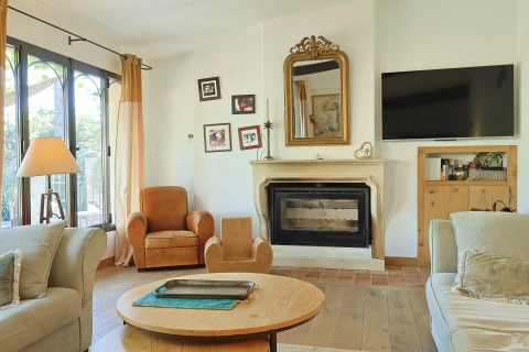 Holiday home in Provence for 10 people - Maison de l'Oustau