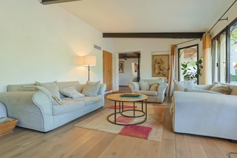Holiday home in Provence for 10 people - Maison de l'Oustau