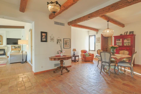 Holiday home in Provence for 10 people - Maison de l'Oustau