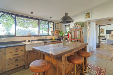 Holiday home in Provence for 10 people - Maison de l'Oustau