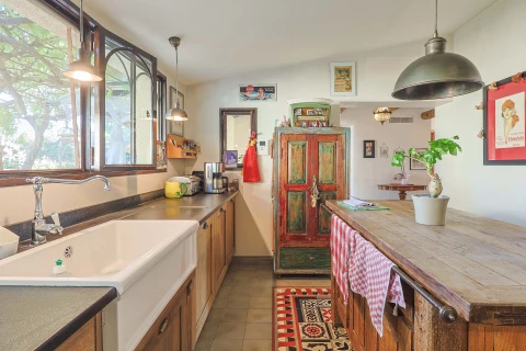 Holiday home in Provence for 10 people - Maison de l'Oustau
