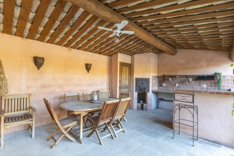 Holiday home in Provence for 10 people - Maison de l'Oustau