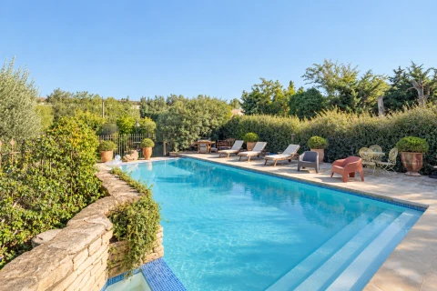 Holiday home in Provence for 10 people - Maison de l'Oustau