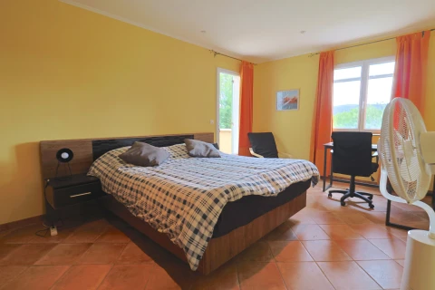 Maison des Lilas Blanc, Vakantiehuis, Provence, people: 7