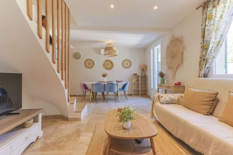 Maison Picasso, Vakantiehuis, Provence, people: 6