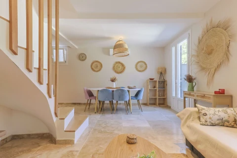 Maison Picasso, Vakantiehuis, Provence, people: 6