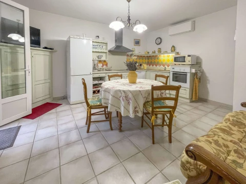 Maison Robion, Vakantiehuis, Provence, people: 4
