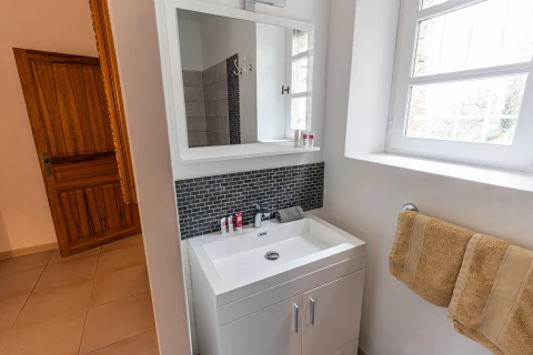 Maison Rouge, Vakantiehuis, Languedoc-Roussillon, people: 8